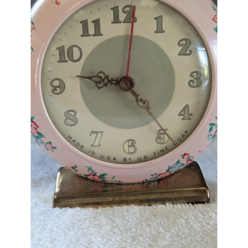 Vintage Retro Mid Century Wind Alarm Clock Round Pink Rose Flower US Time Rare